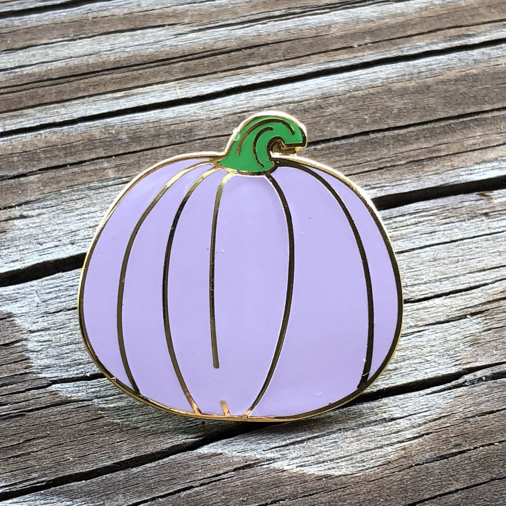Lavender Pumpkin Enamel Pin – Purple Hard Enamel 1 Inch Autumn Accessory